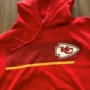 Nike Kansas City Chiefs size Large Men’s red hoodie sweatshirt